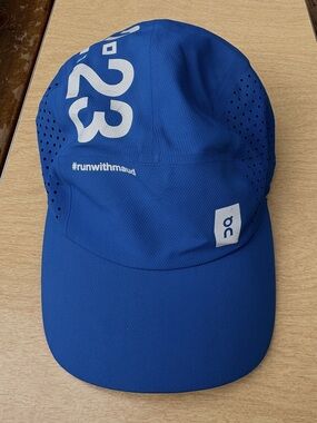 On Running Lightweight Running Cap In Blue with Run With Maud Graphics